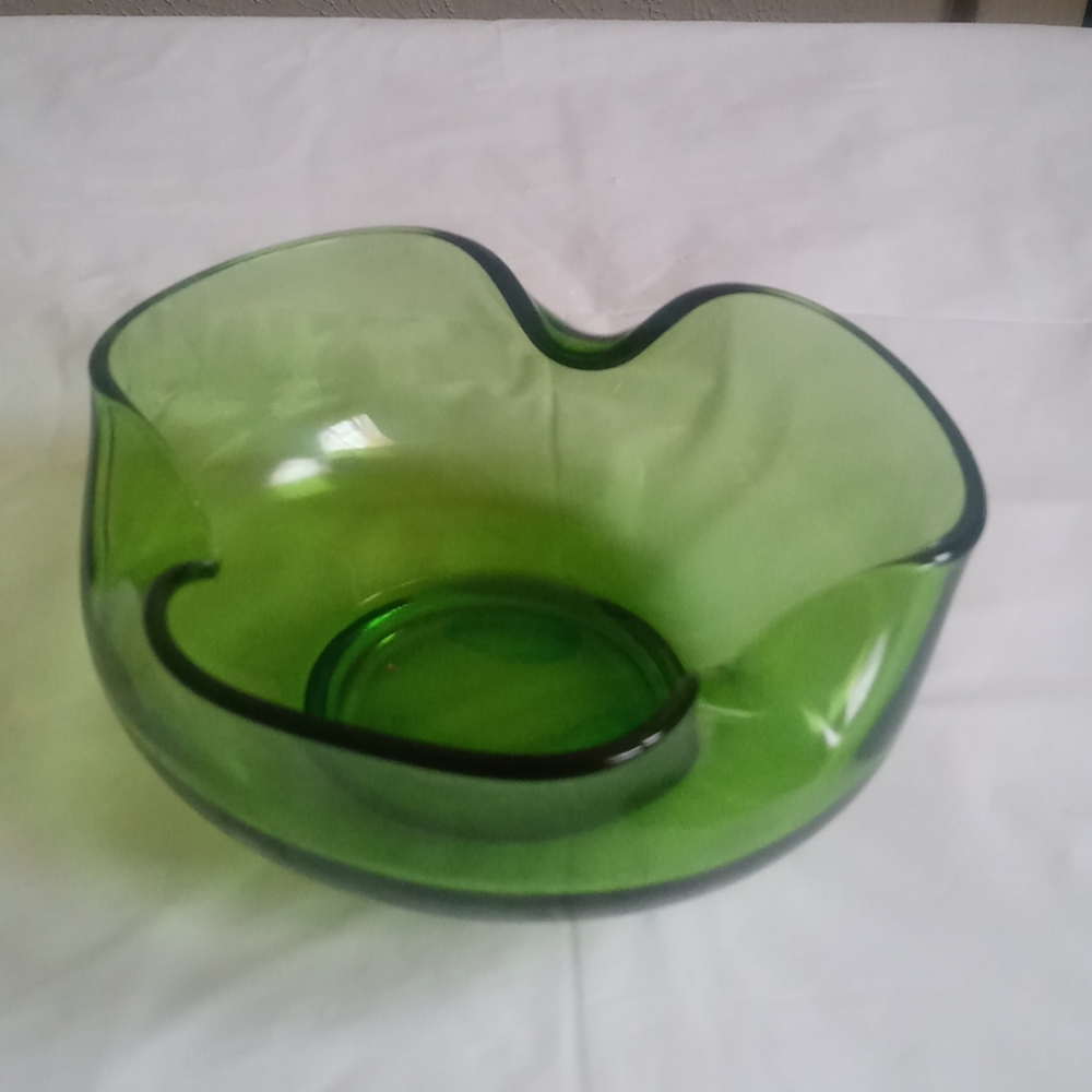 Final PriceVintage Carnival green bowl set - Picture 3 of 5